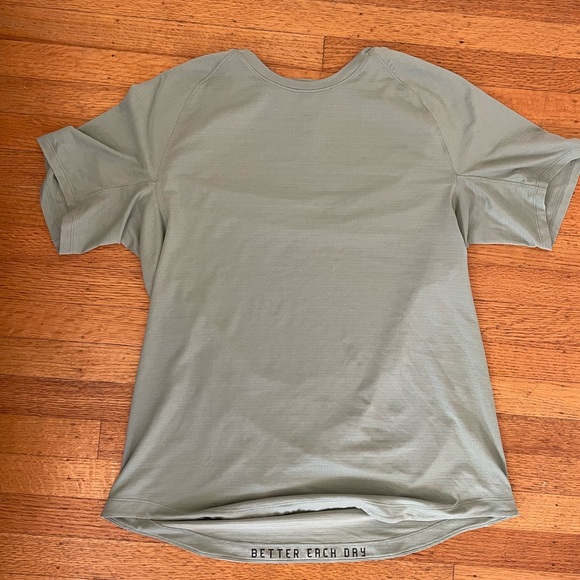 Lululemon License to Train - Picture 5 of 5